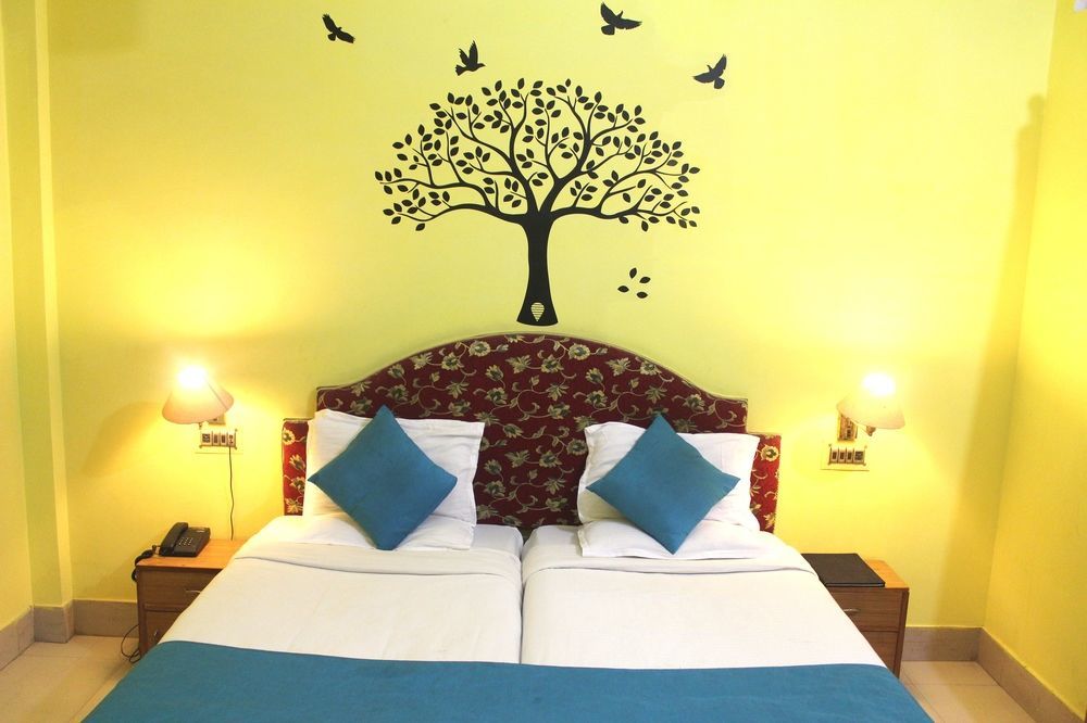 Treebo Trend Gupta Inn Varanasi Exterior photo